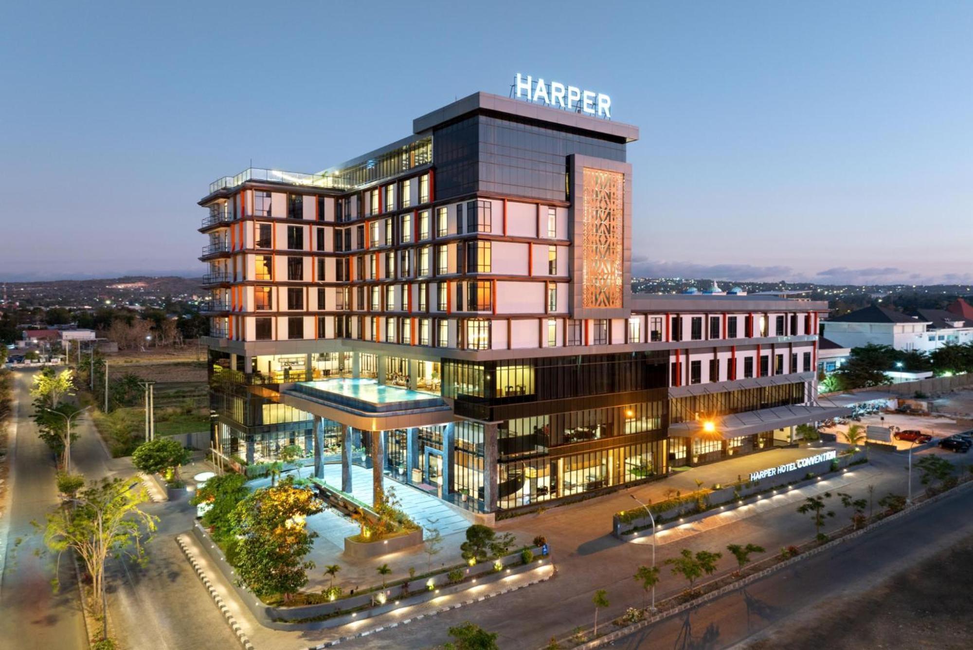 Harper Kupang By Aston Hotell Exteriör bild
