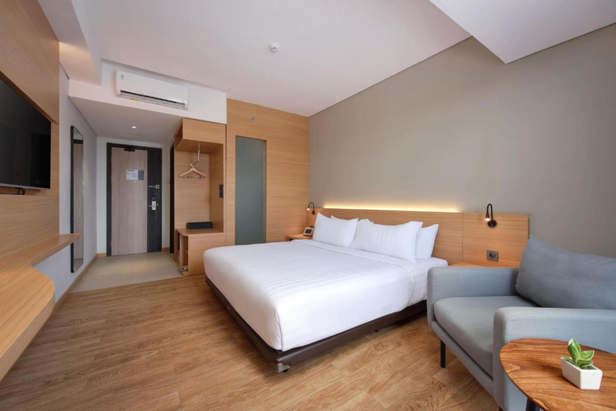 Harper Kupang By Aston Hotell Rum bild